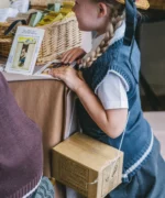 WW2 Evacuee Gas Mask Box - Image 4